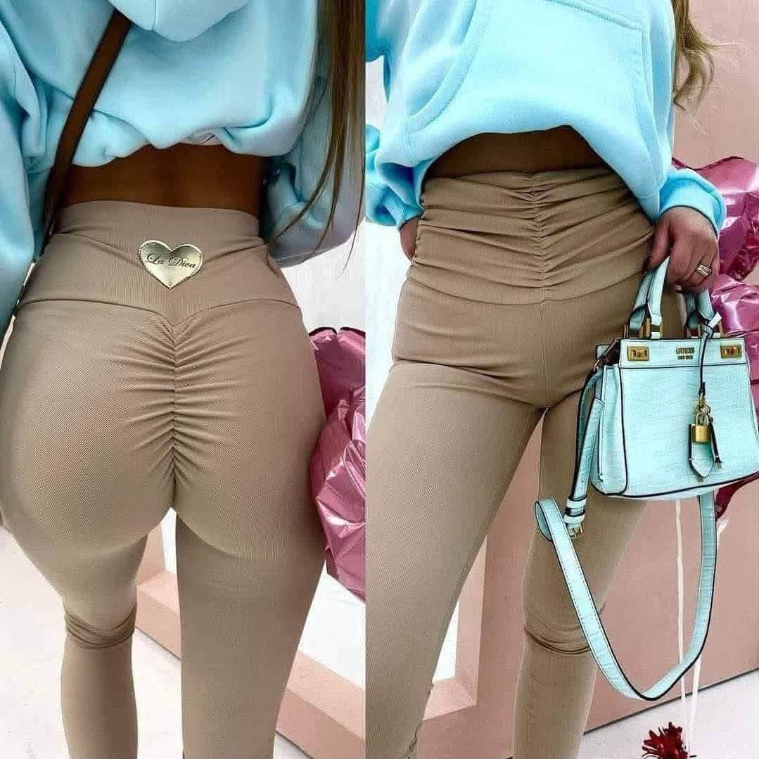 Modelujące Legginsy Prążkowane Push-Up – La Diva - obrazek 2